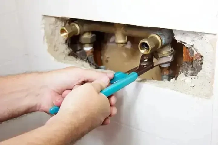 SERVICIO DE PLOMERIA image 2