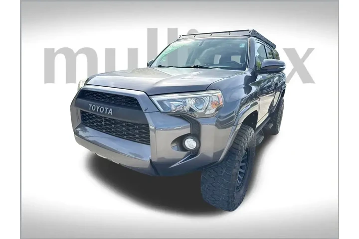 $33900 : Toyota 4Runner 2019 4x4 SR5 image 9