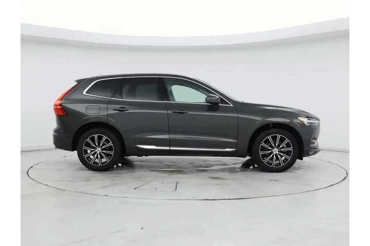 $28998 : Volvo XC60 2021 T5 Inscripti image 7
