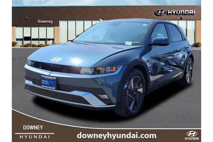 $28854 : Hyundai IONIQ 5 2025 SE 4dr image 1