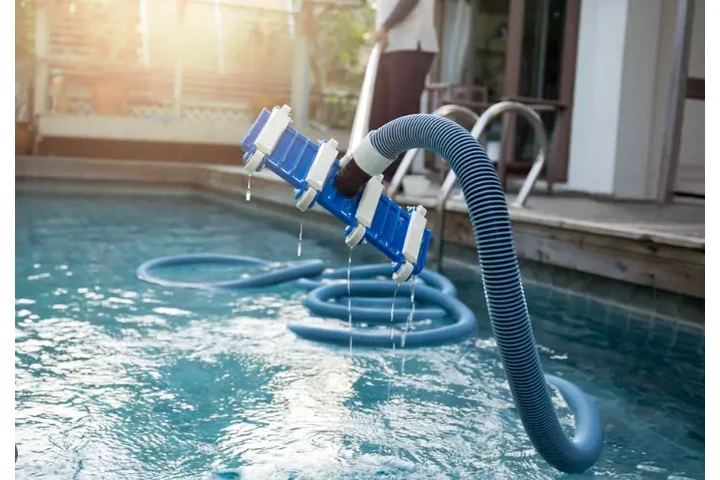 MAX POOL REPAIRS & EXTERIORS image 2