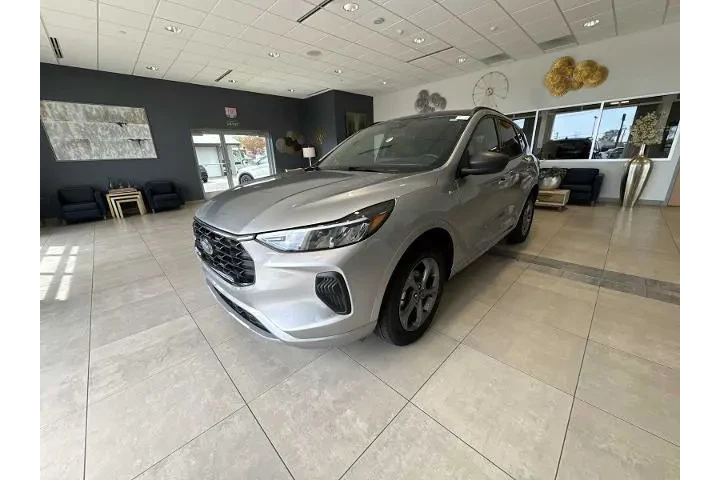 $27764 : Ford Escape 2024 AWD ST-Line image 7