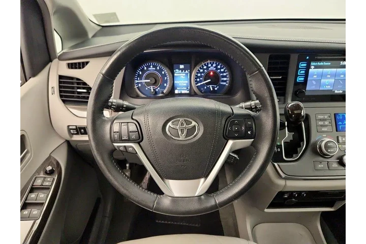 $29998 : Toyota Sienna 2016 Limited 7 image 10