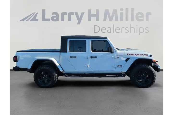$33032 : Jeep Gladiator 2023 4x4 Moja image 6