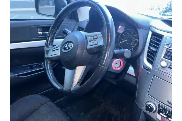 $7995 : Subaru Legacy 2011 AWD 2.5i image 9