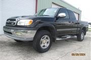 $6995 : 2001 Tundra thumbnail