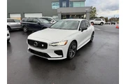 $31999 : 2022 S60 Recharge thumbnail