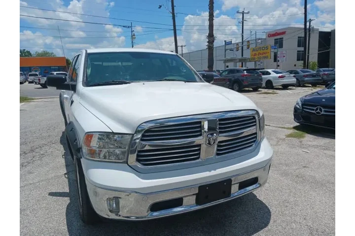 $23900 : 2019 RAM 1500 Classic Big Horn image 8