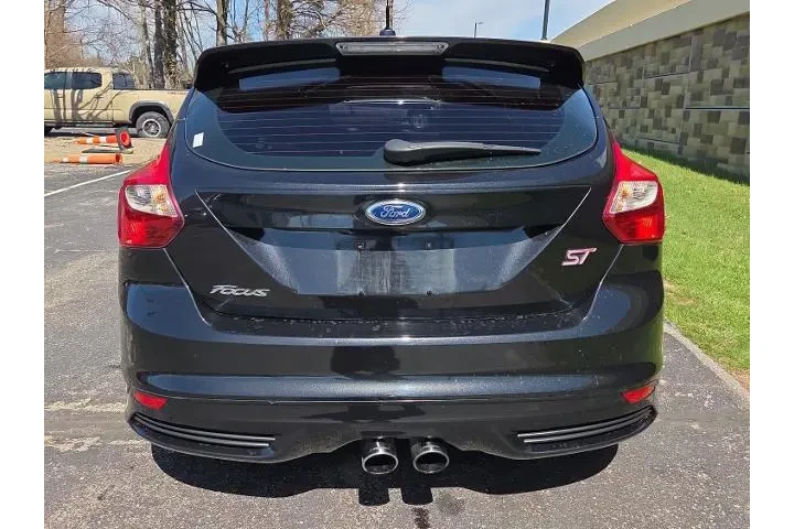 $12621 : Ford Focus 2013 ST 4dr Hatch image 8