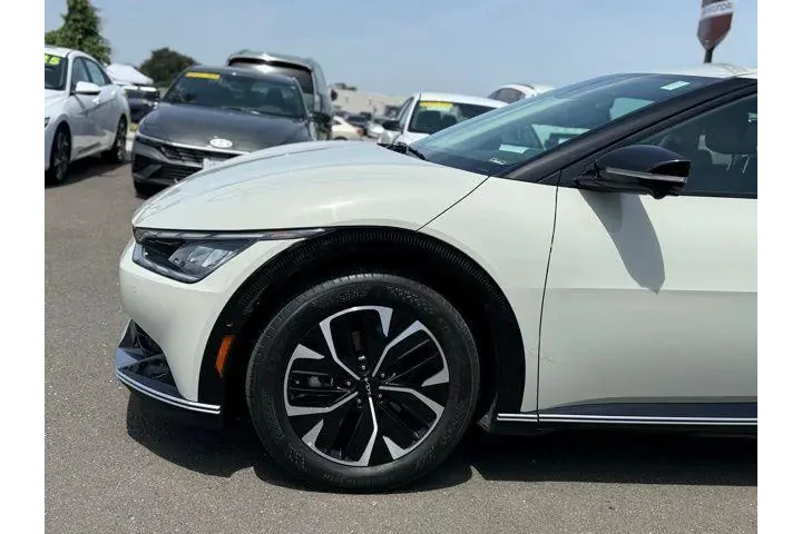 $26888 : Kia EV6 2023 Wind 4dr Crosso image 3