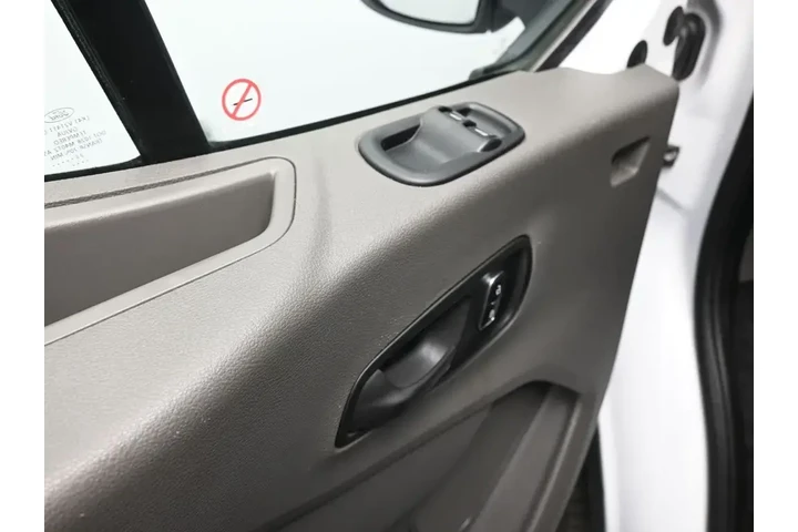 $33900 : Ford Transit 2023 250 3dr SW image 10