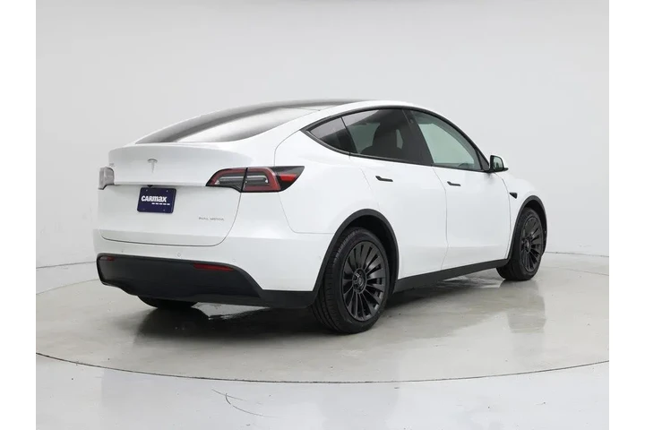 $26998 : Tesla Model Y 2022 AWD Long image 8