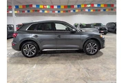 $27844 : Audi Q5 2024 AWD quattro S l thumbnail