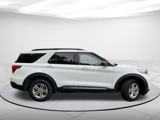 $28546 : Pre-Owned 2021 Explorer XLT image 2