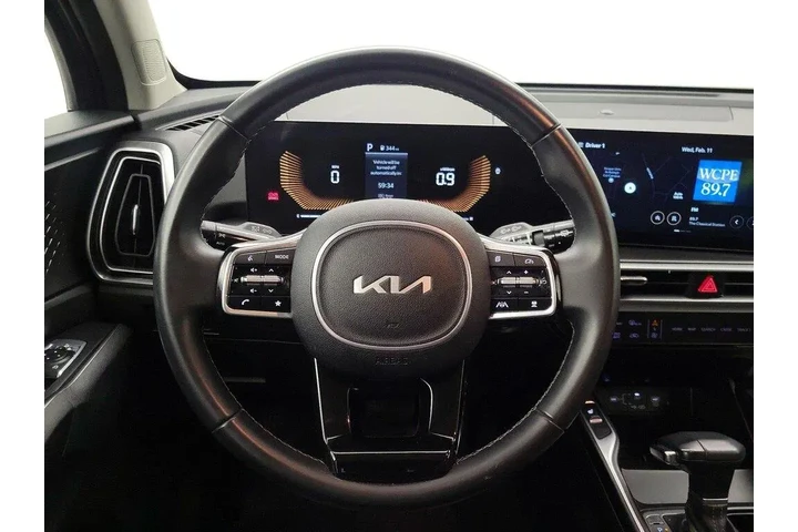 $27998 : Kia Sorento 2024 S 4dr SUV image 10
