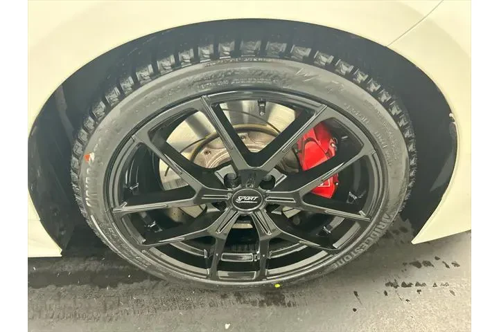 $37711 : Toyota GR Corolla 2024 AWD C image 8