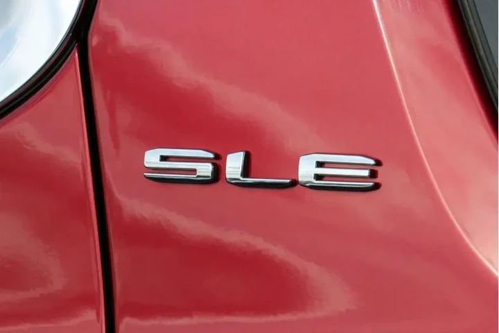 $19500 : GMC Acadia 2022 SLE 4dr SUV image 9