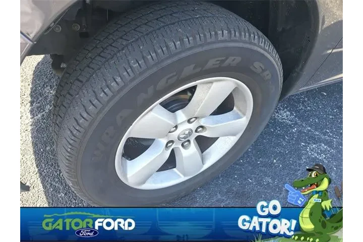 $25621 : Ram 1500 Classic 2024 4x4 SL image 10