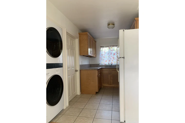 $1800 : Casa privada Huntington Park image 8
