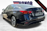 $18588 : Nissan Altima 2022 2.5 SV 4d thumbnail
