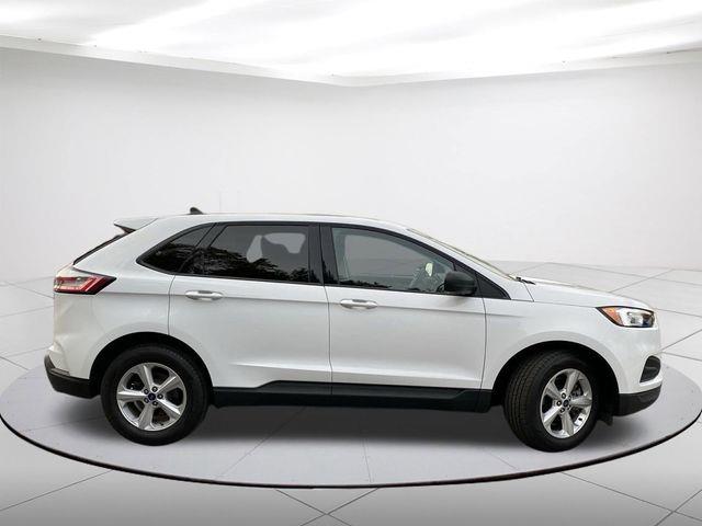 $19944 : Pre-Owned 2020 Edge SE image 2