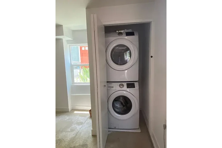 $900 : Casa Decente. image 6