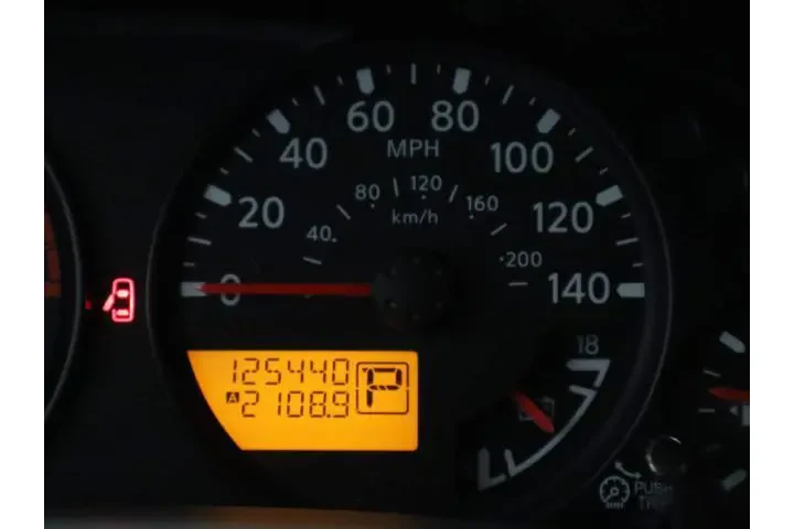 $13228 : Nissan Frontier 2016 4x2 SV image 5