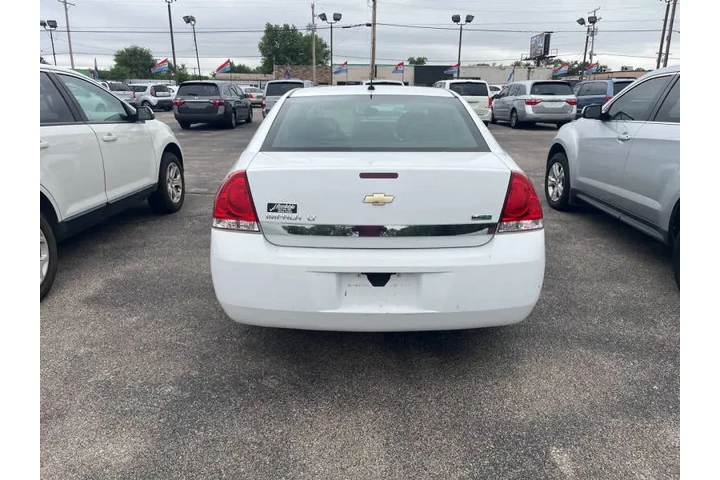 2011 Impala LT image 3
