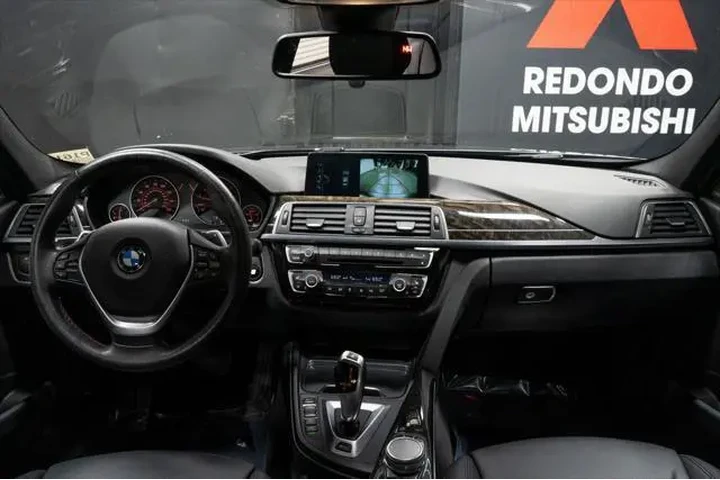 $14313 : BMW 3 Series 2017 330e iPerf image 2