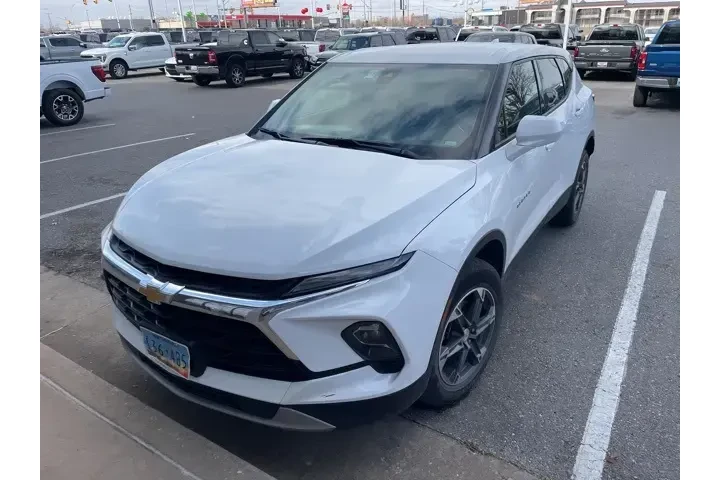 $24500 : Chevrolet Blazer 2025 LT 4dr image 2