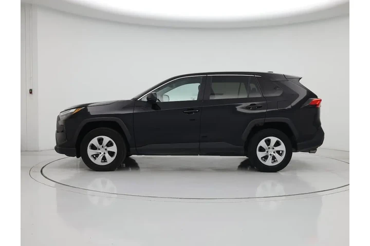 $26998 : Toyota RAV4 2024 AWD LE 4dr image 3