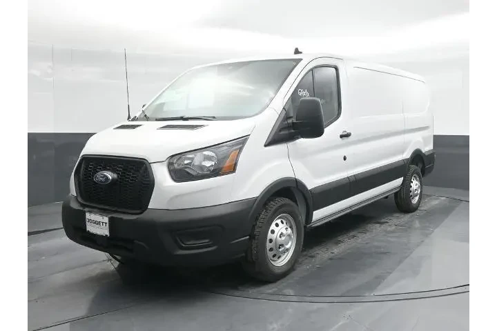 $38998 : Ford Transit 2024 AWD 150 3d image 1