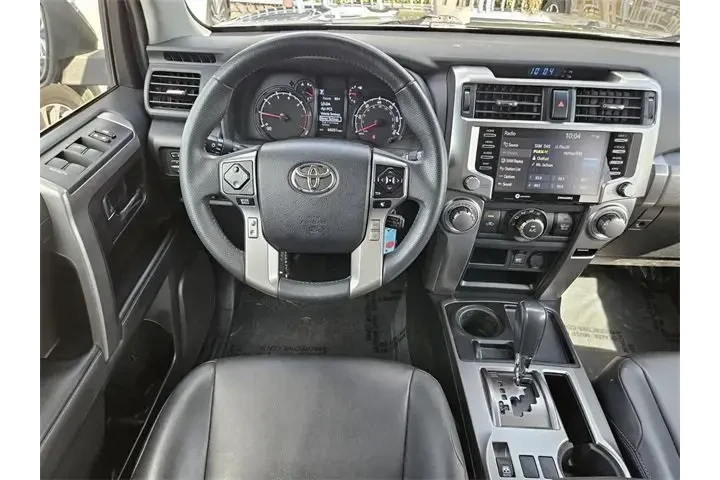 $29990 : Toyota 4Runner 2020 4x2 SR5 image 6