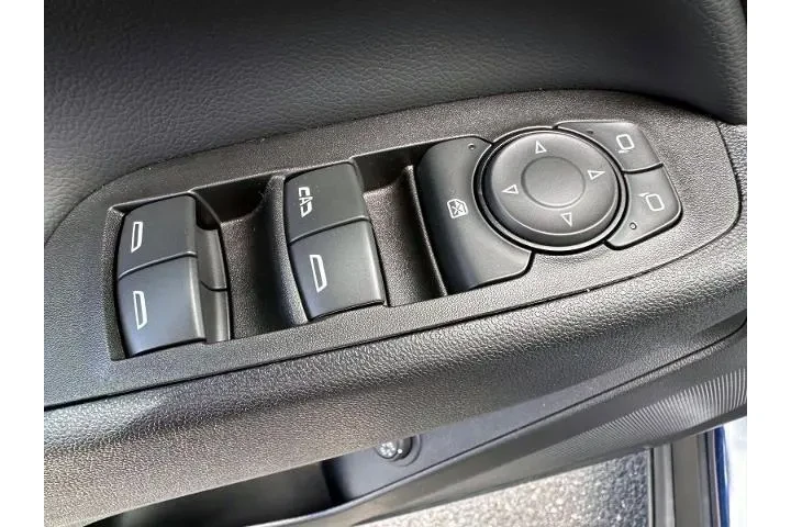 $21999 : Chevrolet Equinox 2023 4x4 L image 9