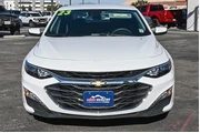 $17388 : Chevrolet Malibu 2023 LT 4dr thumbnail