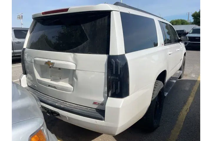 $13415 : Chevrolet Suburban 2016 4x4 image 6