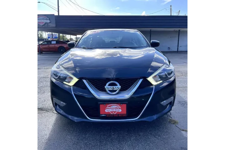$11999 : 2017 Maxima 3.5 S image 4