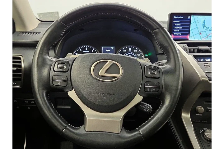 $27998 : Lexus NX 300 2018 AWD 4dr Cr image 10