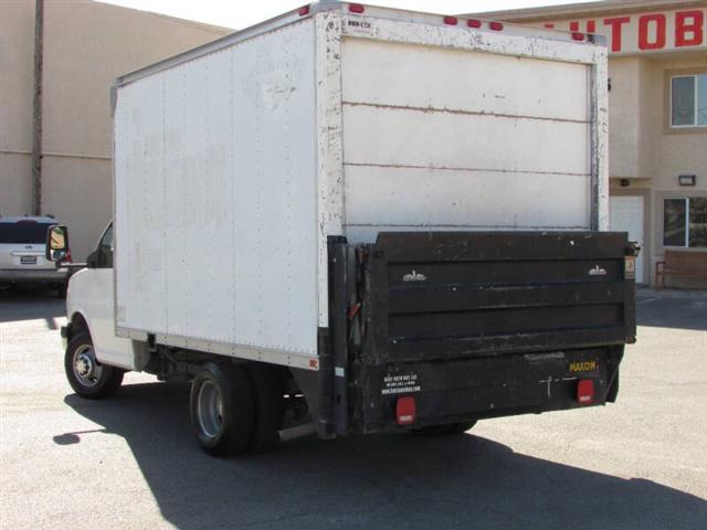 $11995 : 2005 Express 3500 image 8