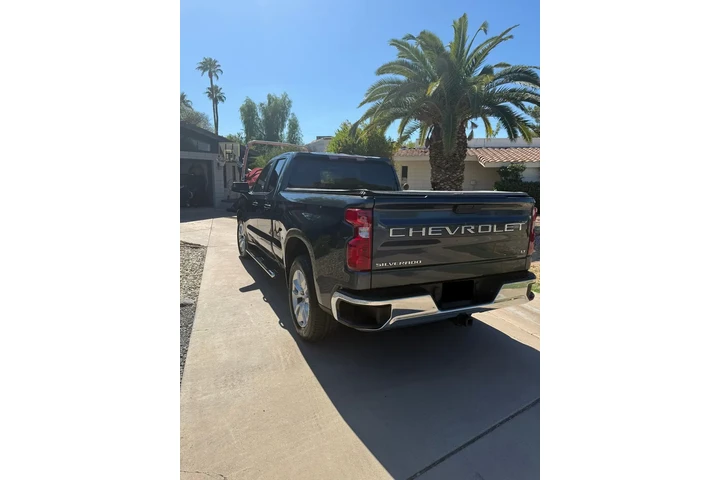 $12000 : 2020 Silverado 1500 LT image 4
