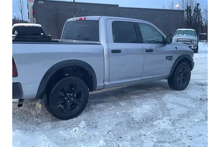 $36988 : Ram 1500 Classic 2024 4x4 SL image 4