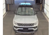 $23223 : Jeep Compass 2024 4x4 Limite thumbnail