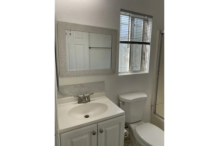 $1000 : Renta de Recamara image 3