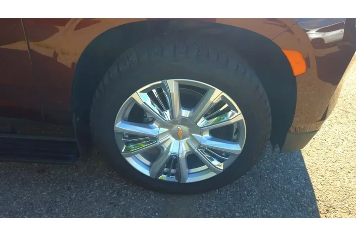 $62500 : Chevrolet Suburban 2023 4x4 image 7