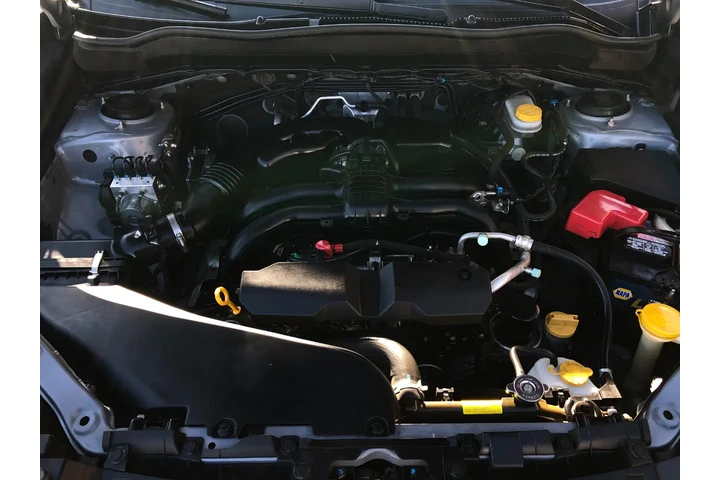 $10709 : 2015 Forester 2.5i Premium image 1