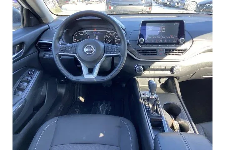 $18514 : Nissan Altima 2025 2.5 SV 4d image 9