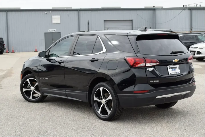 $14723 : Chevrolet Equinox 2022 LT 4d image 8