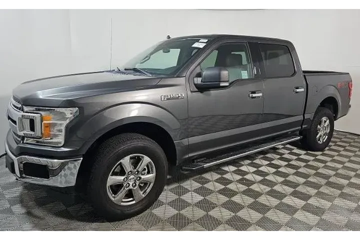 $35800 : Ford F-150 2020 4x4 XL 4dr S image 1