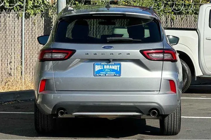 $16288 : Ford Escape 2024 ST-Line 4dr image 8