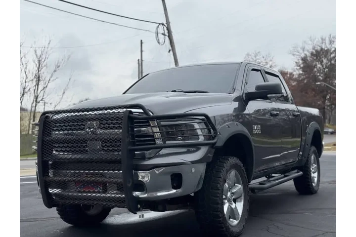 $9999 : 2017 RAM 1500 Big Horn image 1